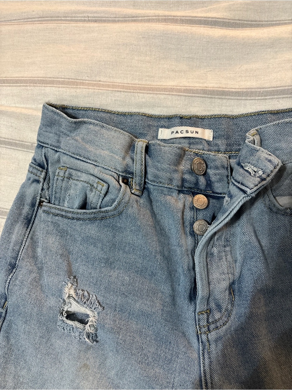 PacSun Light Blue High-Rise Distressed Women's Jeans